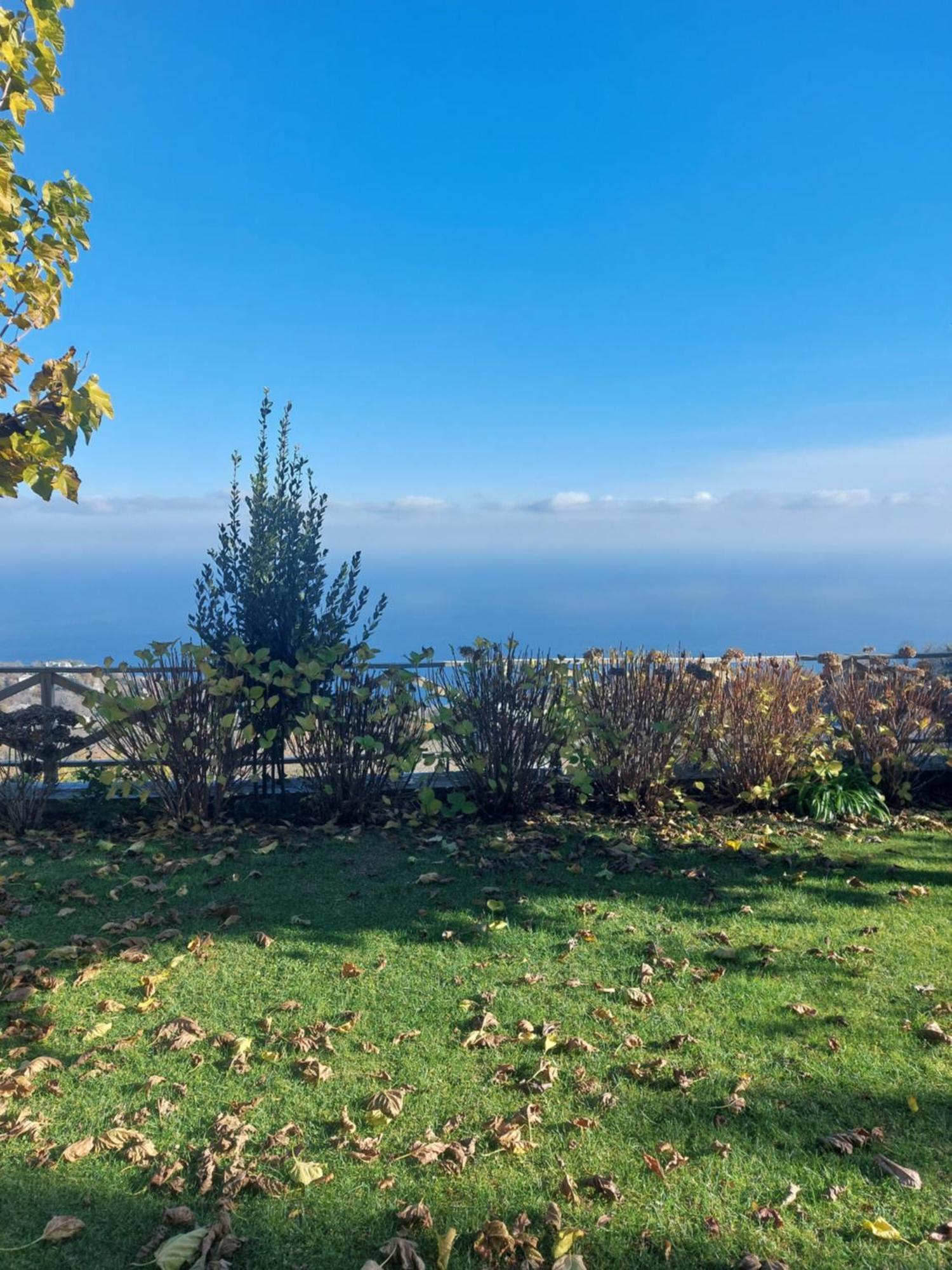 Θαλλώ Luxurious Villa Tsagarada Bilik gambar